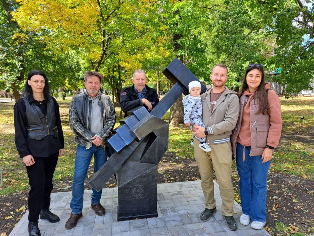 Фото у "Руки мастера"